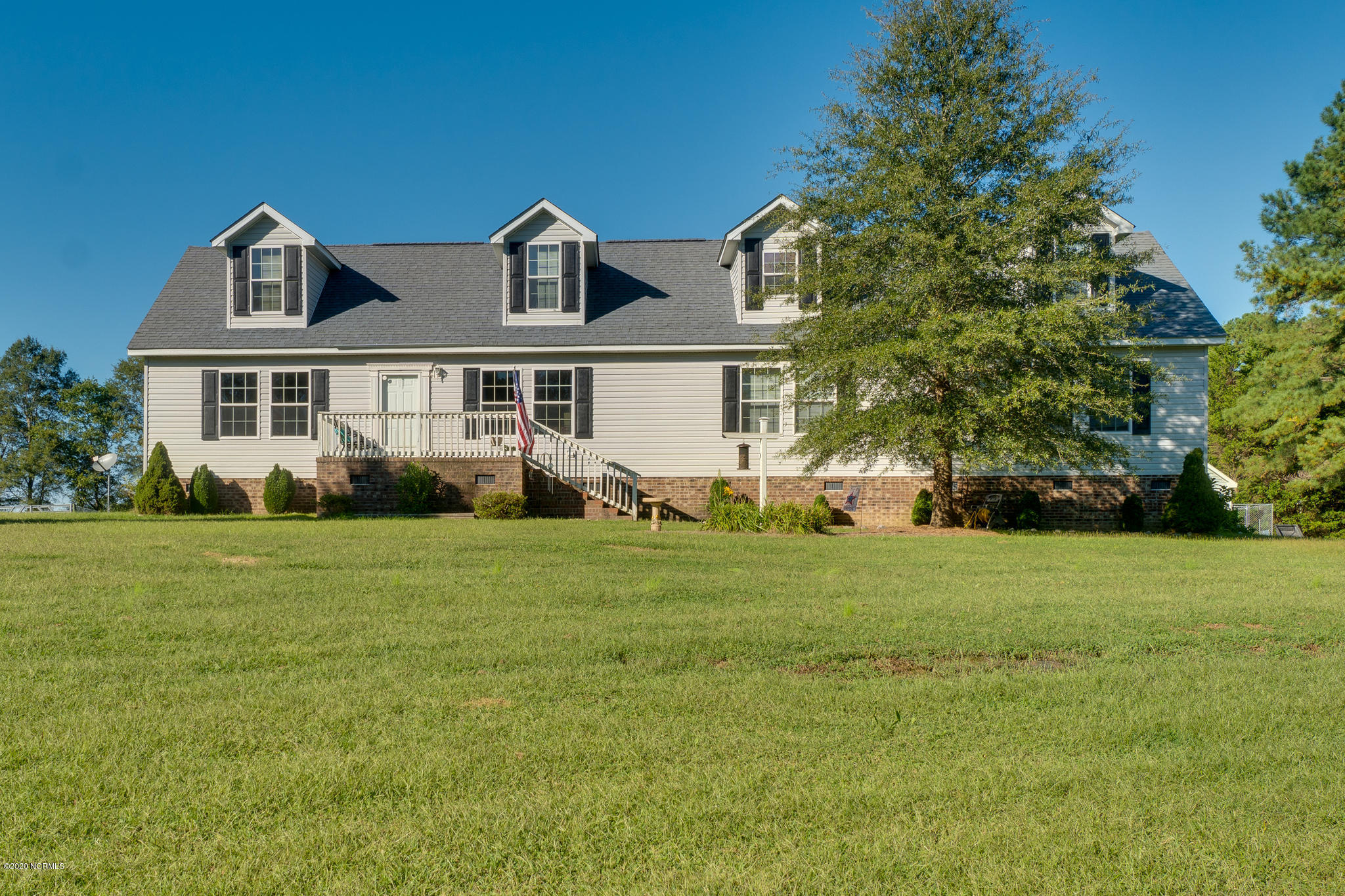 886 Cobble Ridge Road Nashville, NC 27856 - Photo 1 of 34 Front