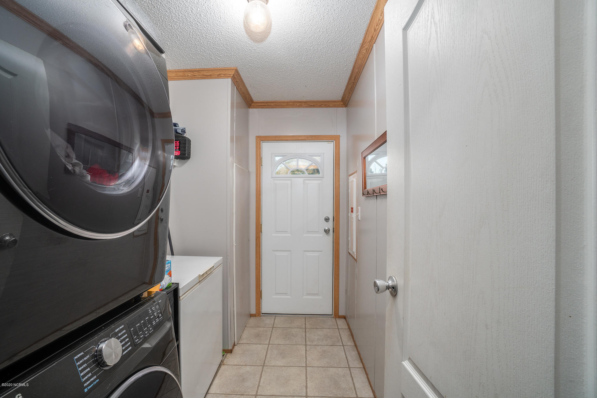 886 Cobble Ridge Road Nashville, NC 27856 - Photo 19 of 34 Laundry