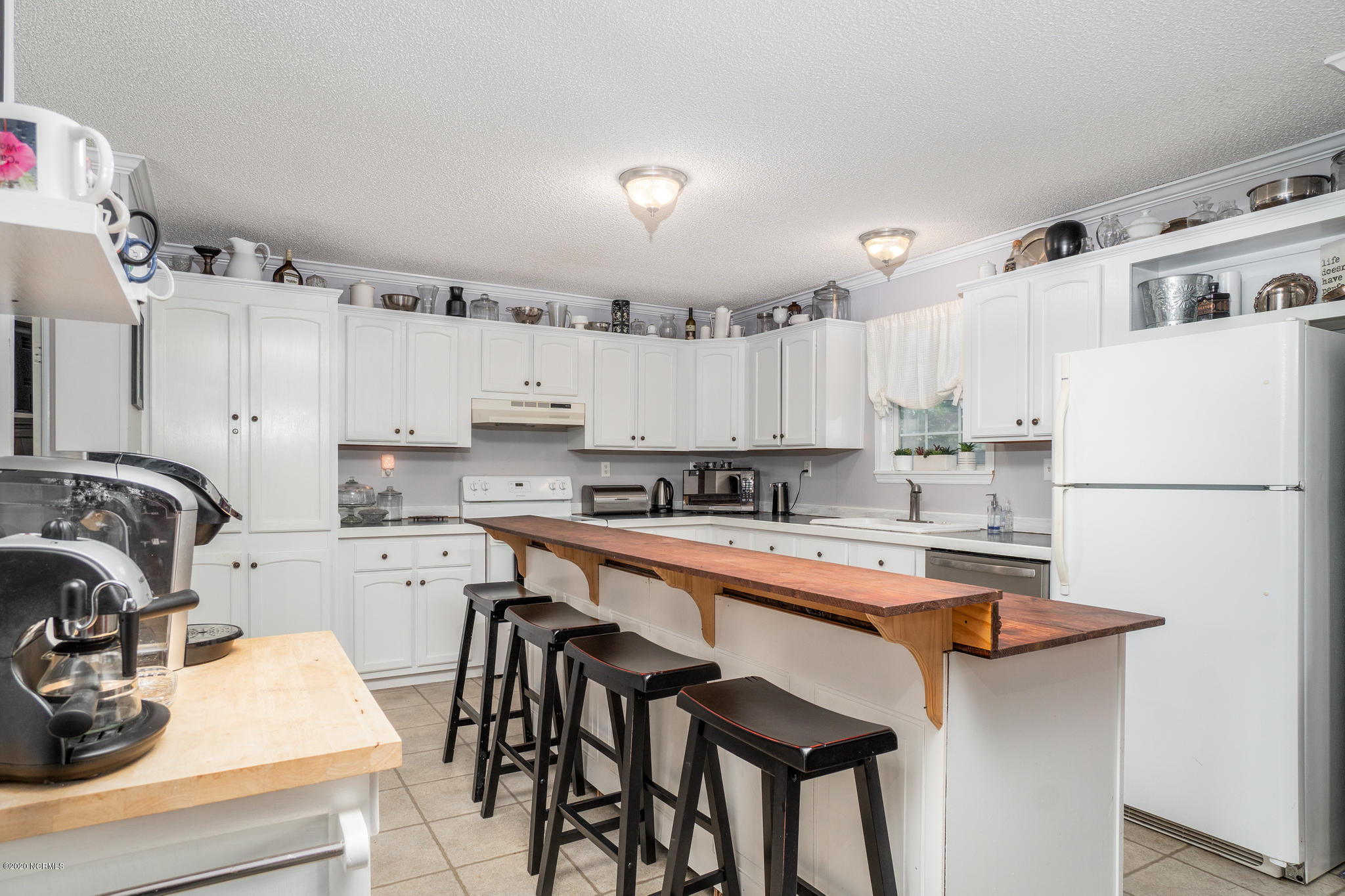 886 Cobble Ridge Road Nashville, NC 27856 - Photo 5 of 34 Kitchen