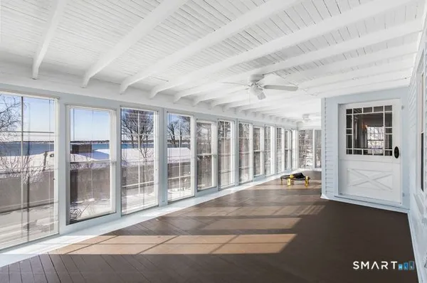 a view of lobby with windows