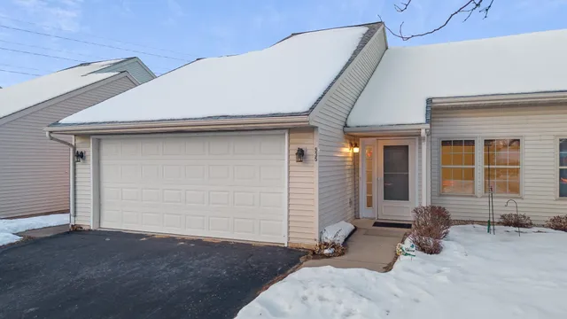 $235,000 | 535 East Slifer Street, Portage, WI 53901