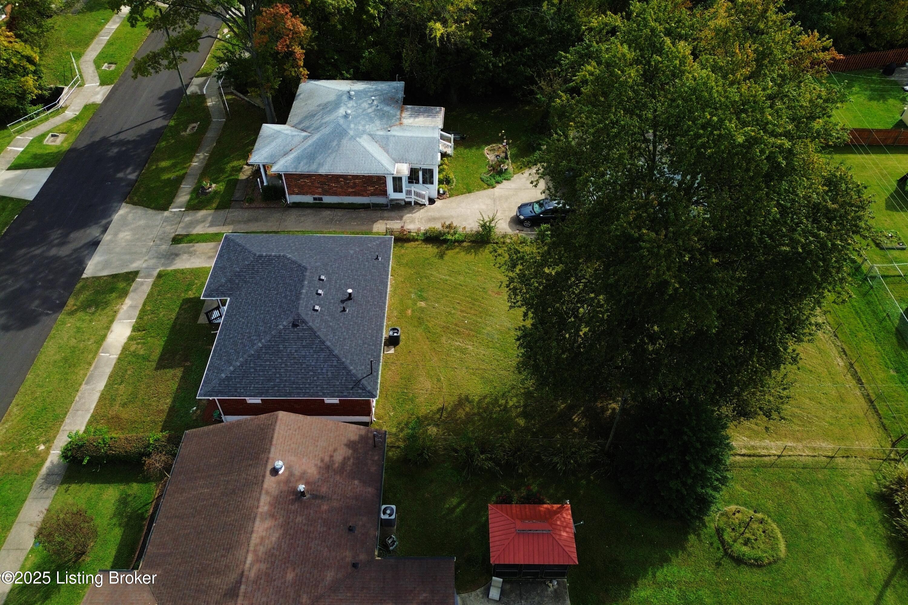 1046 Clayborne Road Louisville, KY 40214 - Photo 35 of 39 DJI_0011