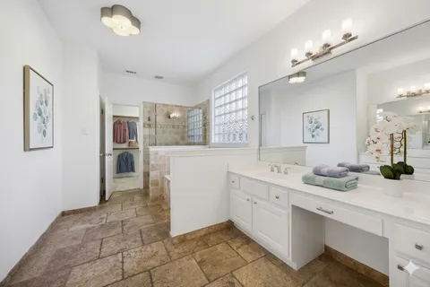$1,075,000 | 10300 James Ryan Way, Austin, TX 78730