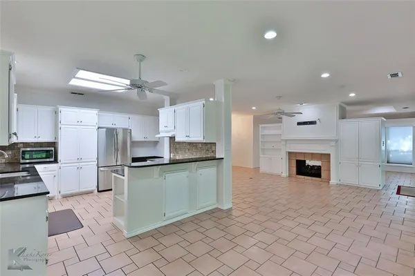 $379,900 | 106 Riverside Park, Abilene, TX 79605