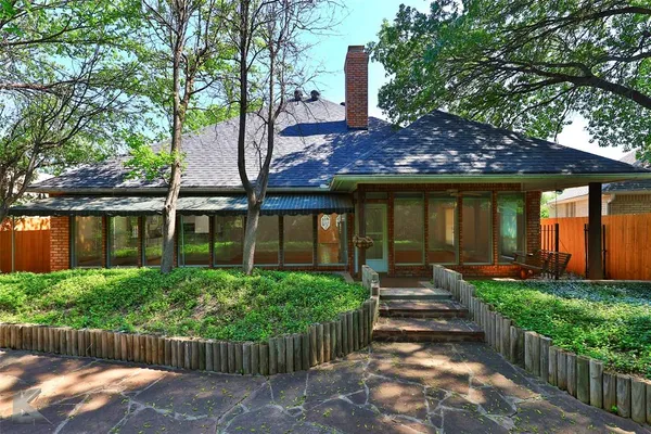 $379,900 | 106 Riverside Park, Abilene, TX 79605