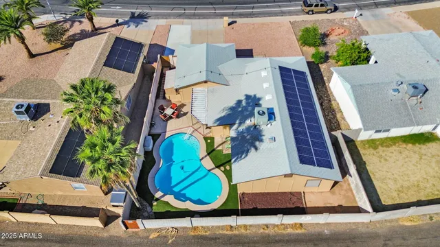 a picture of floor plan