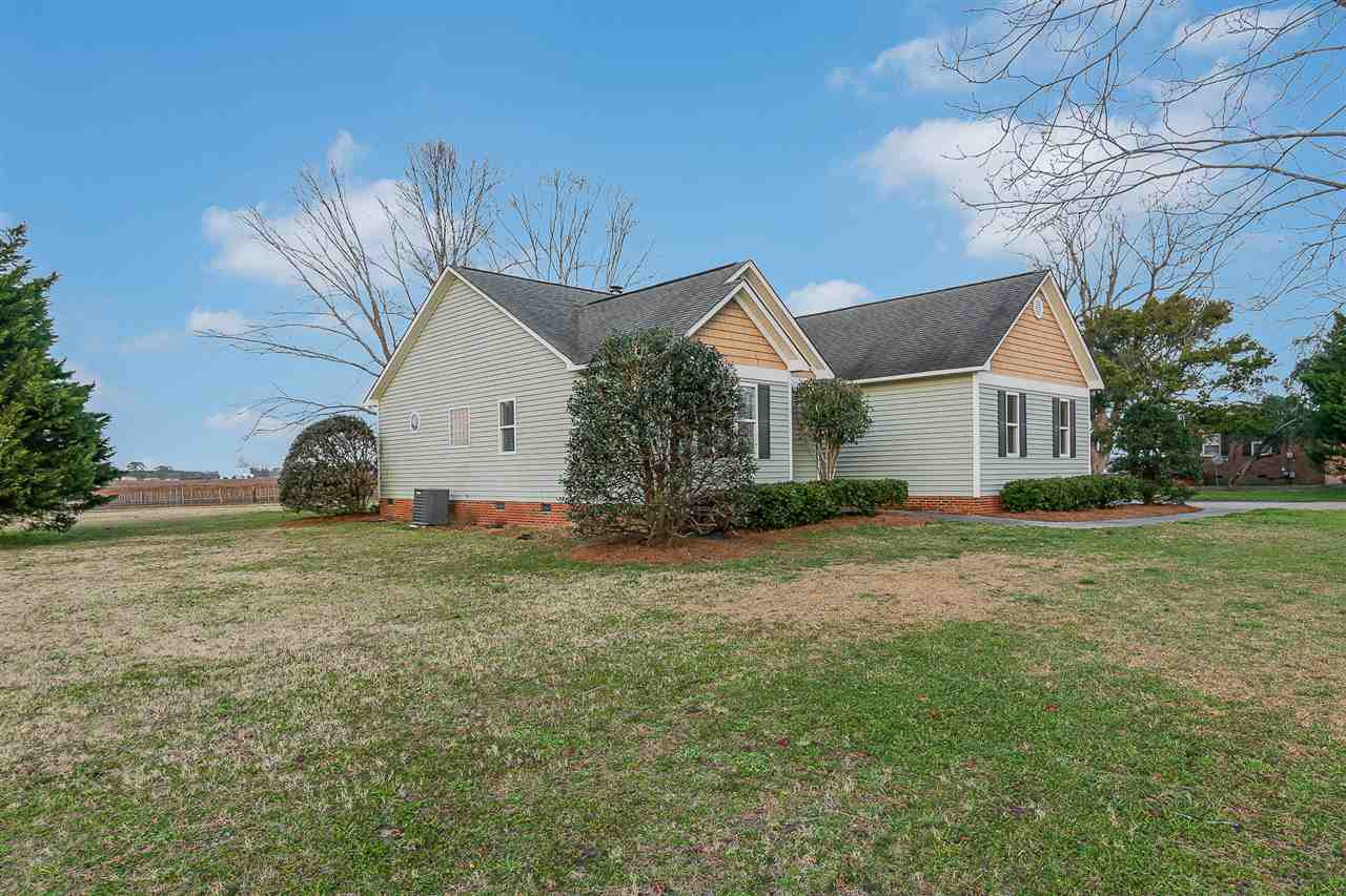 549 Rains Crossroads Selma, NC 27576 - Photo 3 of 29 Photo 3