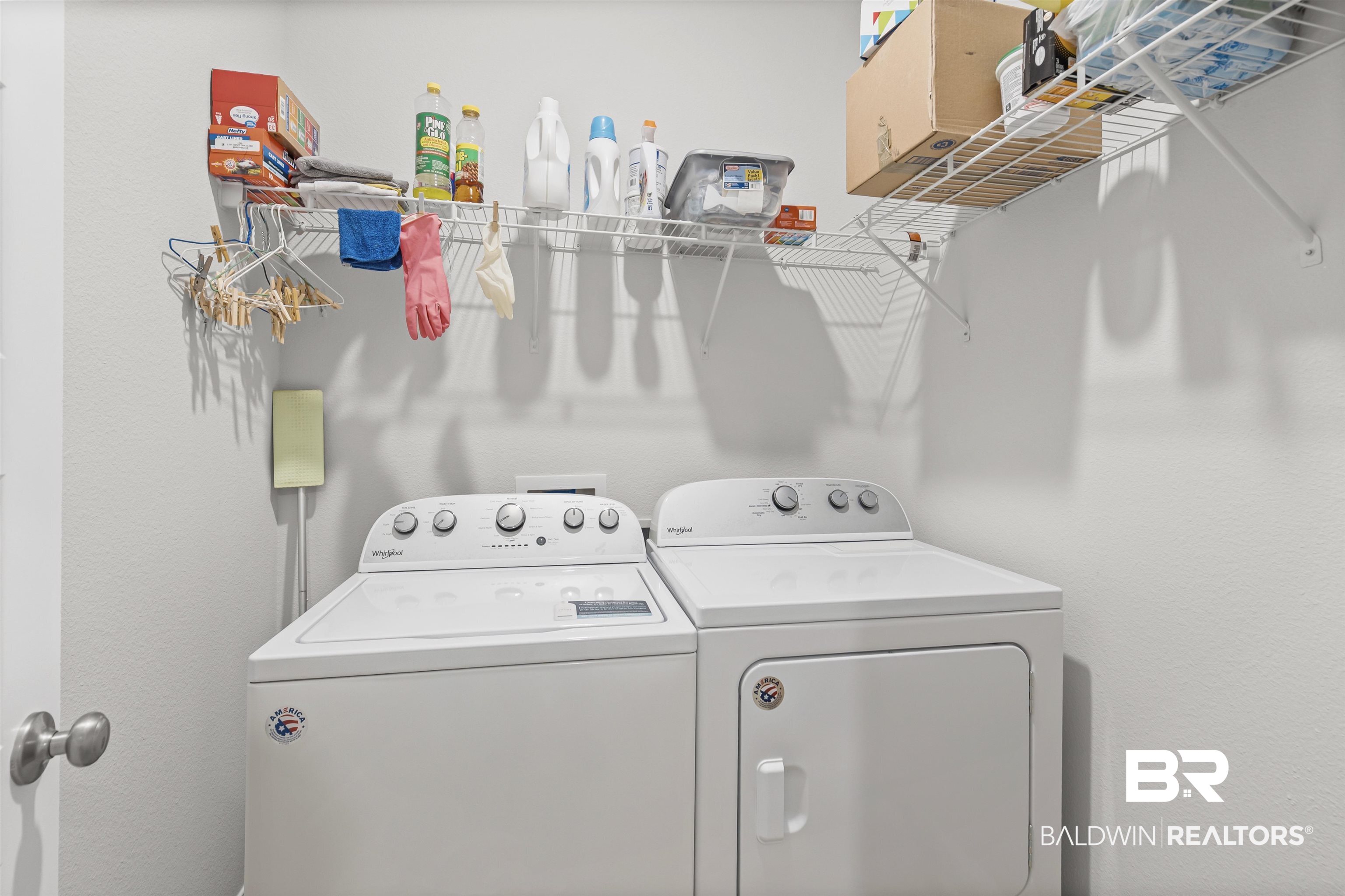 10564 Heirloom Road South Mobile, AL 36608 - Photo 19 of 24 Laundry area featuring washer and clothes dryer