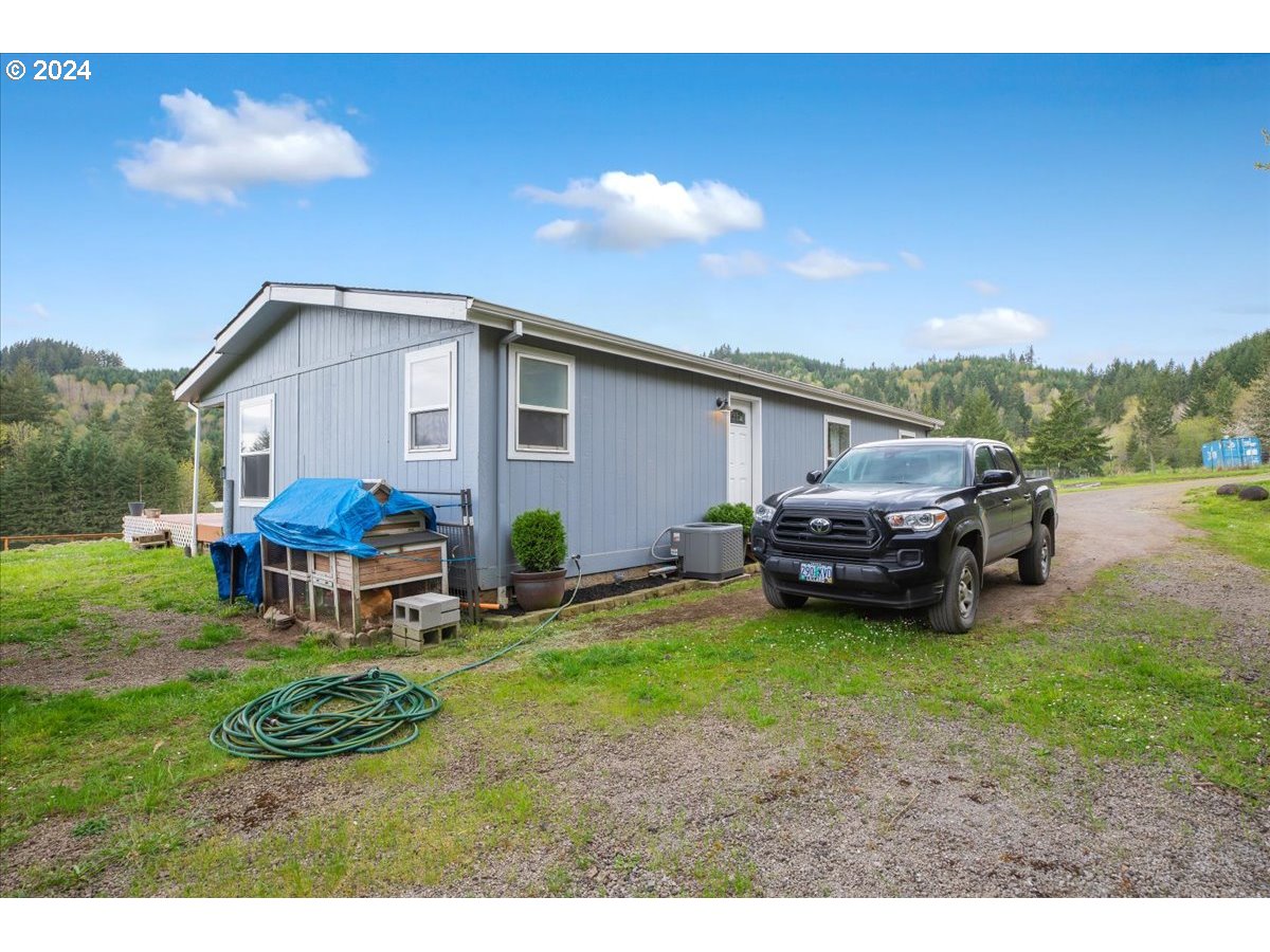 17771 Northwest Orchard View Road McMinnville, OR 97128 - Photo 35 of 36 a house view with a garden space