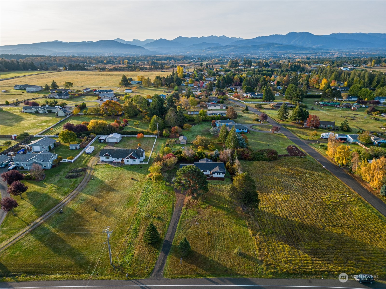 492 East Anderson Road Sequim, WA 98382 - Photo 3 of 33 a view of a city with ocean view