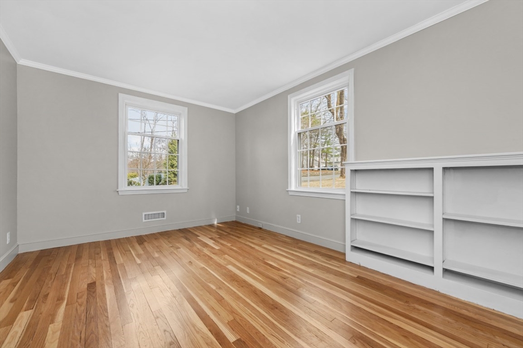 3 Dukes Road Wellesley, MA 02481 - Photo 13 of 34