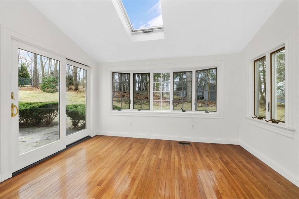 3 Dukes Road Wellesley, MA 02481 - Photo 14 of 34