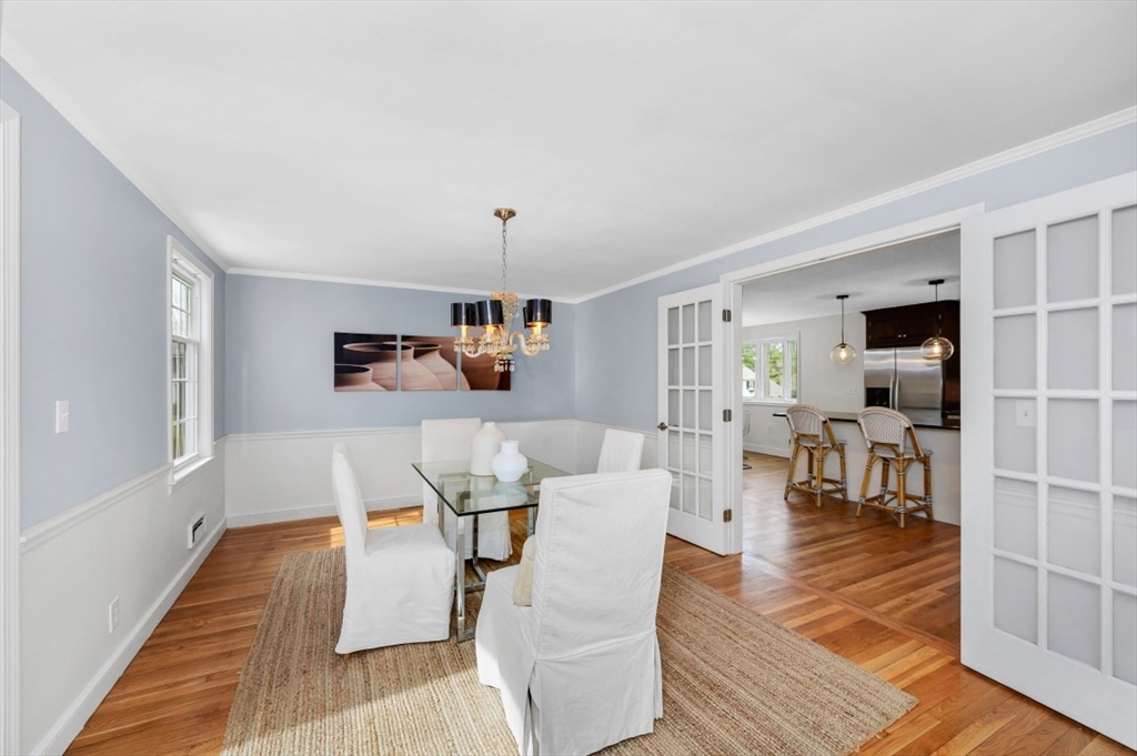 3 Dukes Road Wellesley, MA 02481 - Photo 8 of 34