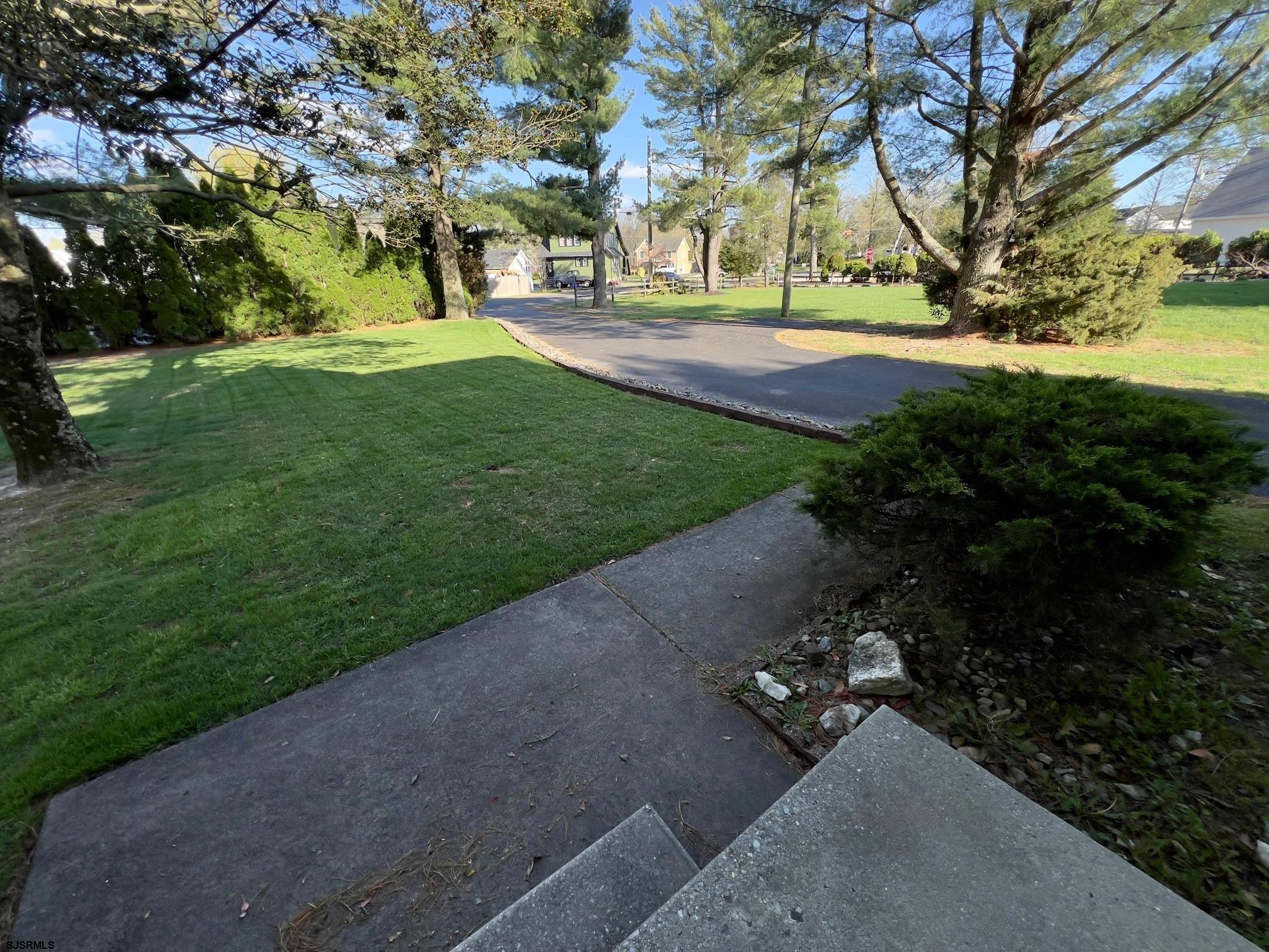 420 North Chew Road Hammonton, NJ 08037 - Photo 31 of 34 a view of yard with green space
