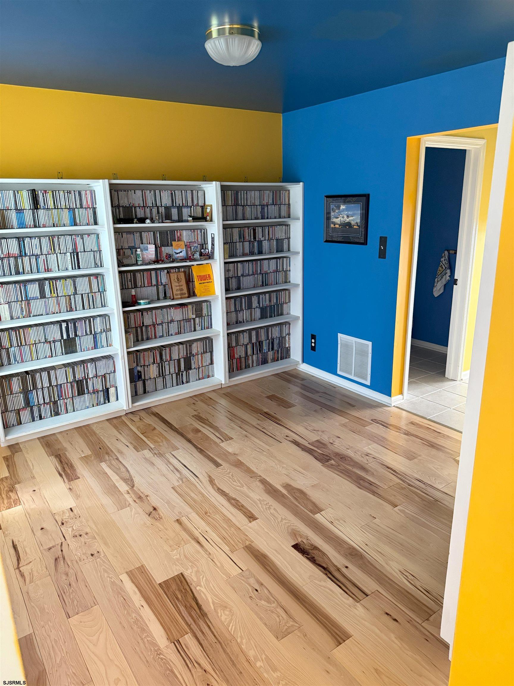 420 North Chew Road Hammonton, NJ 08037 - Photo 4 of 34 a view of cabinet and balcony