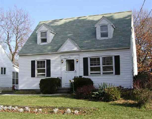 11 Pinehurst Road Colonie, NY 12205 - Photo 3 of 3 Photo 3