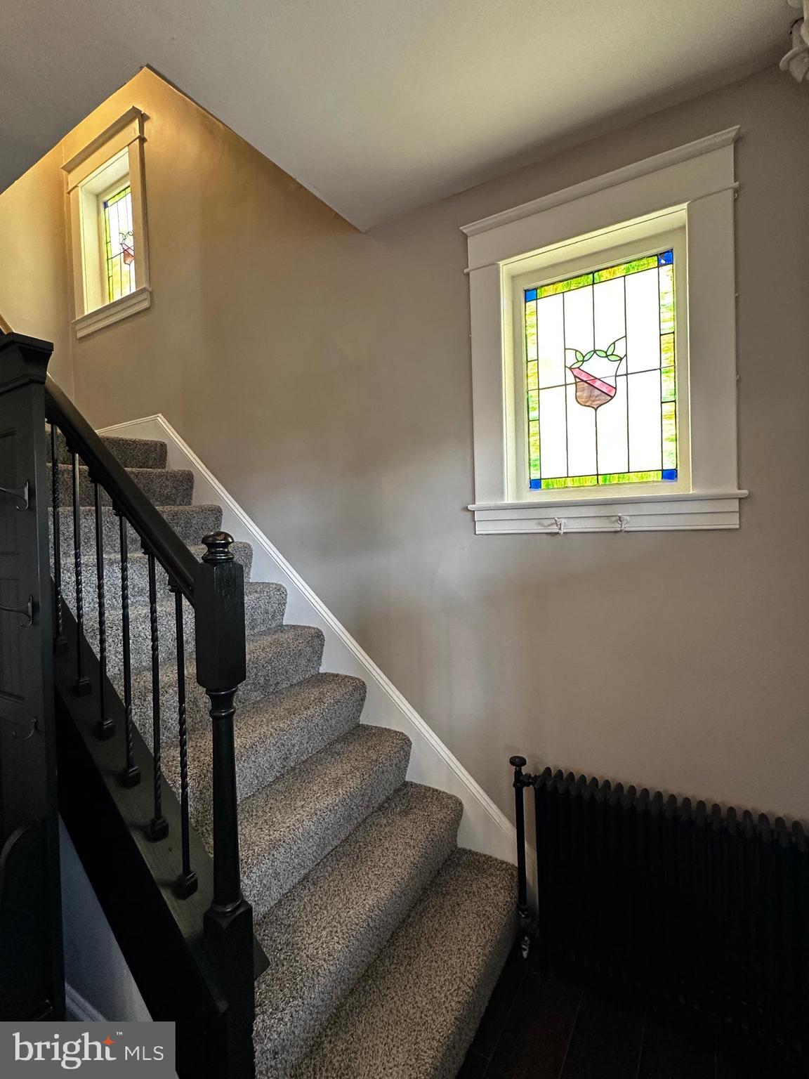 650 Orpington Road Baltimore, MD 21229 - Photo 41 of 57 Original stained glass