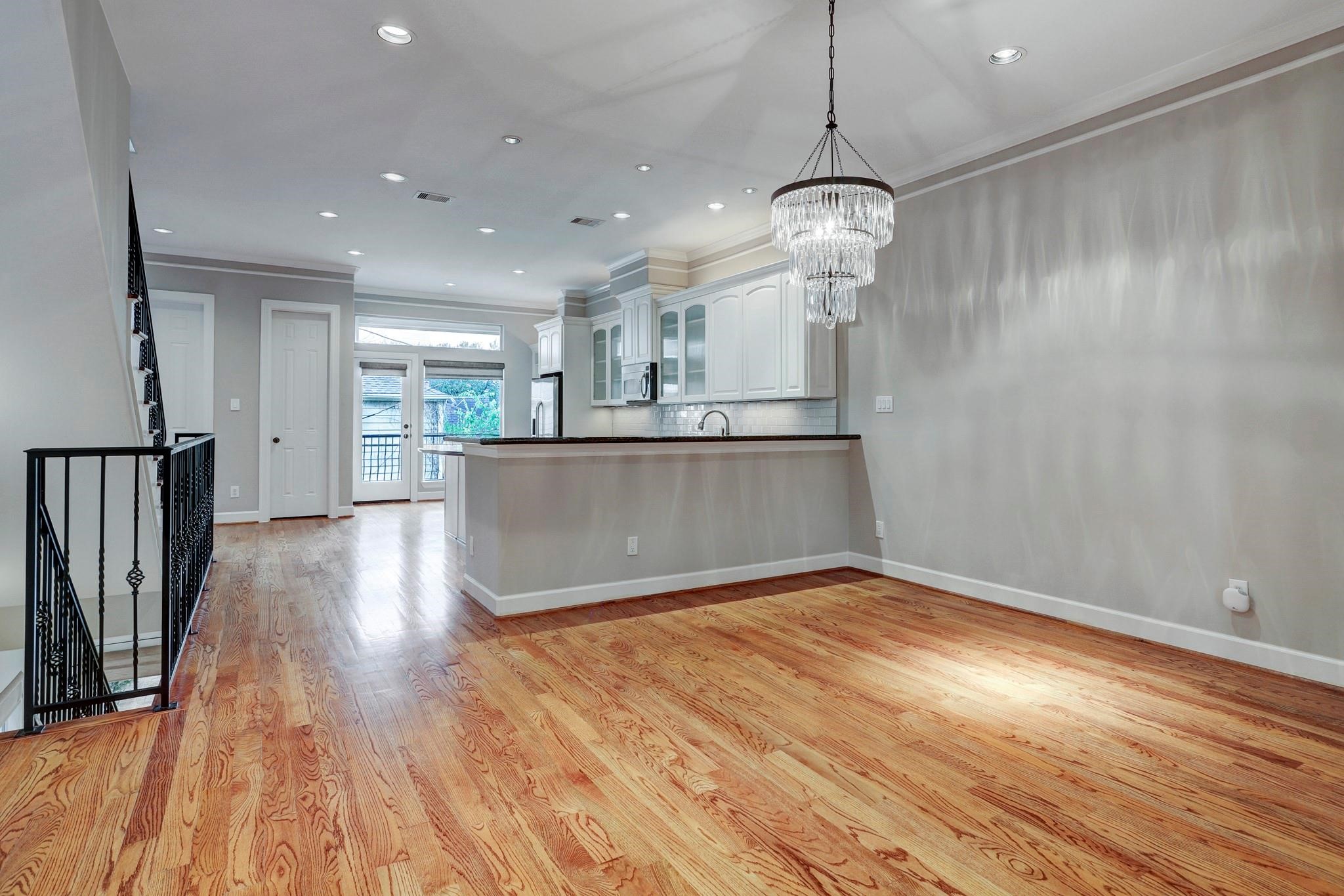 1013 Crocker Street Houston, TX 77019 - Photo 10 of 25 Gallery Image 10