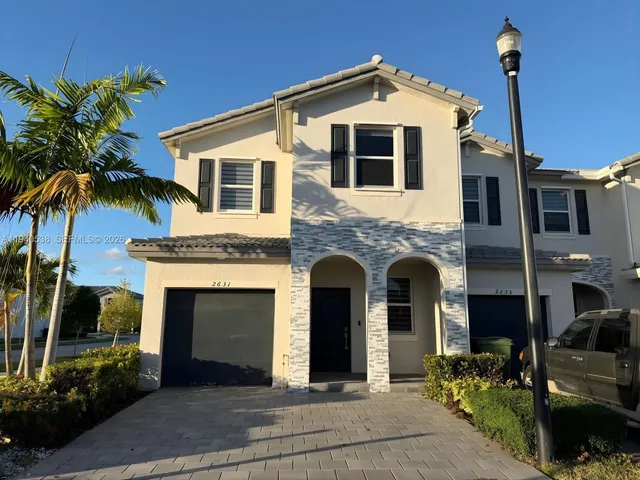 $2,700 | 2631 Southeast 11th Street, Unit 2631, Homestead, FL 33035