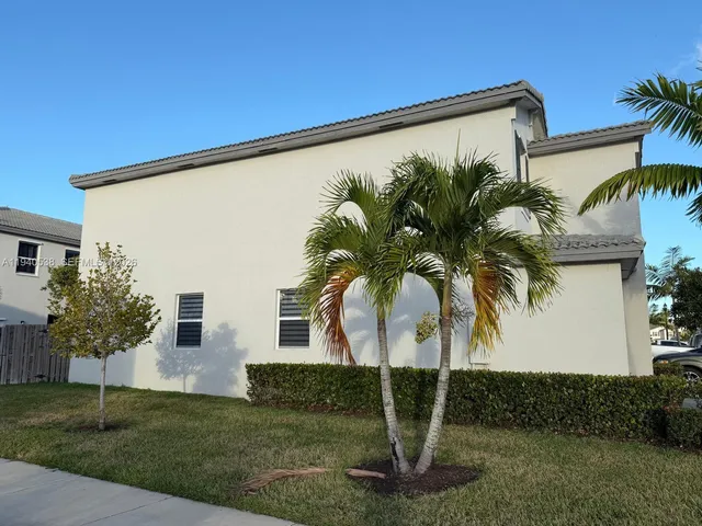 $2,700 | 2631 Southeast 11th Street, Unit 2631, Homestead, FL 33035