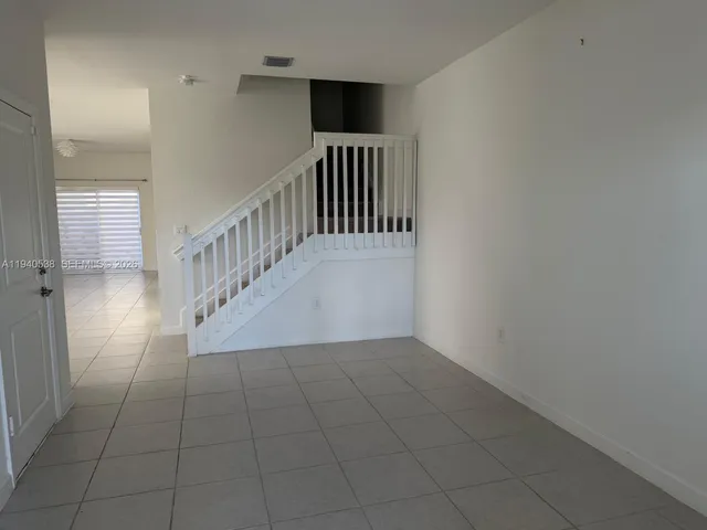 $2,700 | 2631 Southeast 11th Street, Unit 2631, Homestead, FL 33035