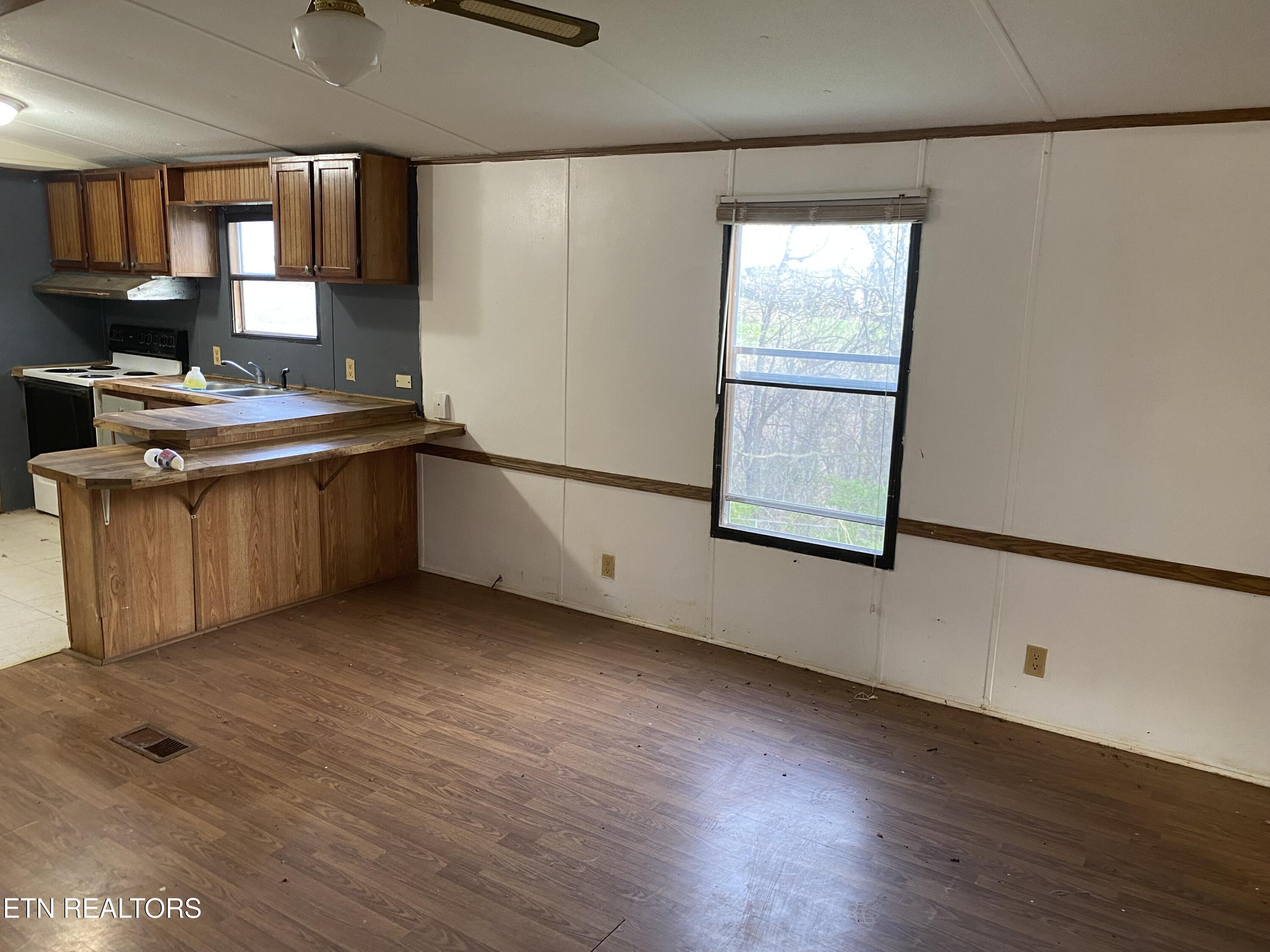 1305 Little Mountain Road Russellville, TN 37860 - Photo 3 of 13 IMG_4266