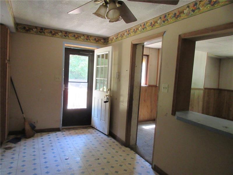 1078 Lone Pine Road Amity, PA 15311 - Photo 4 of 15 Gallery Image 4