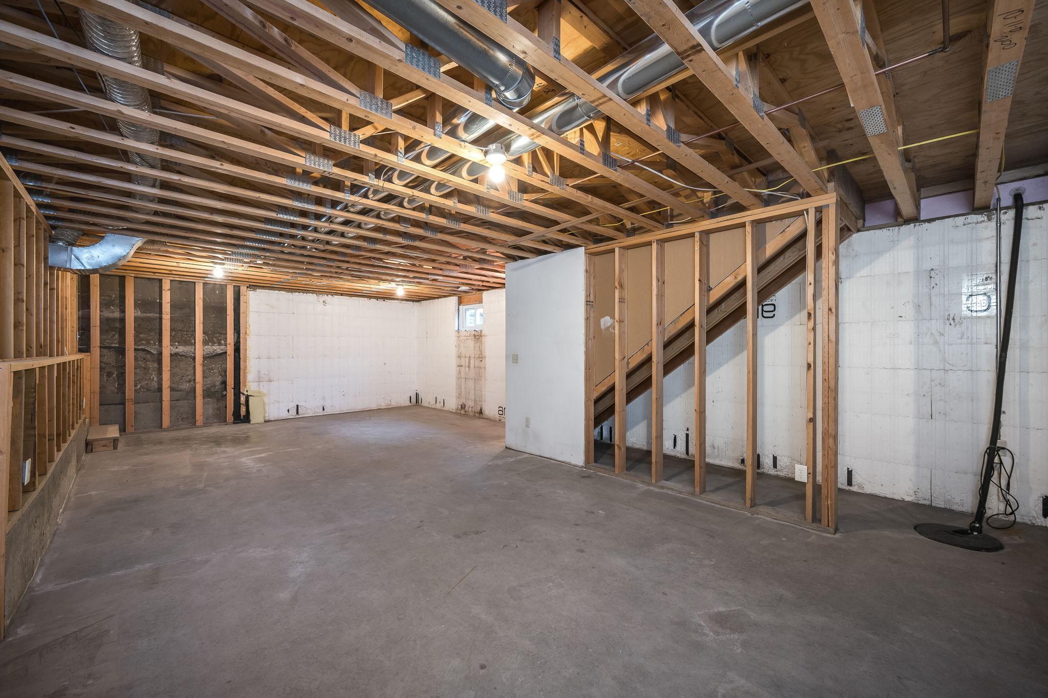 616 Range Street North Mankato, MN 56003 - Photo 31 of 45