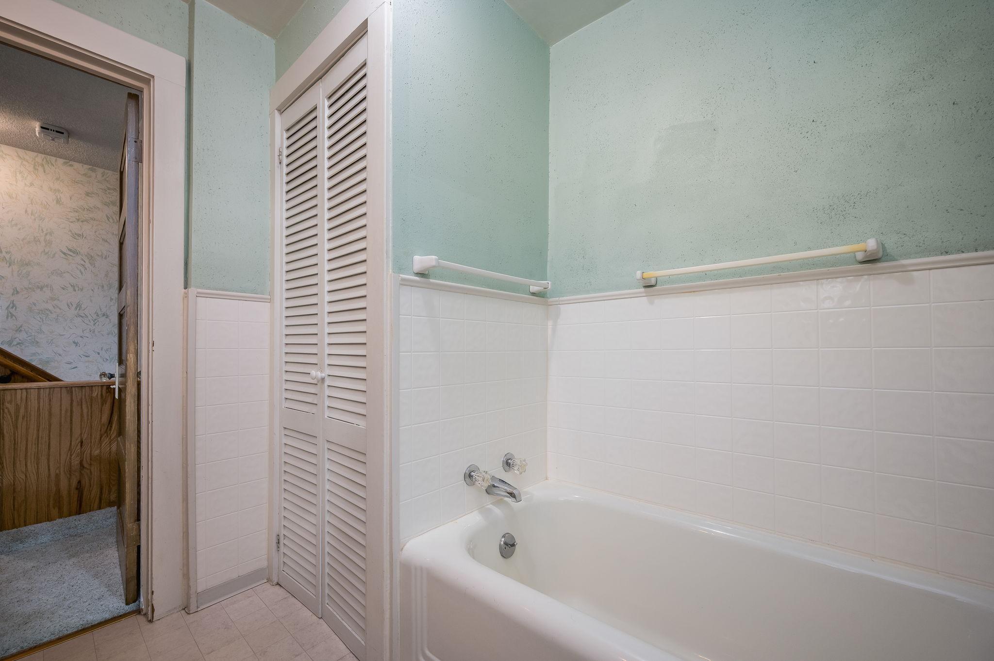 616 Range Street North Mankato, MN 56003 - Photo 35 of 45