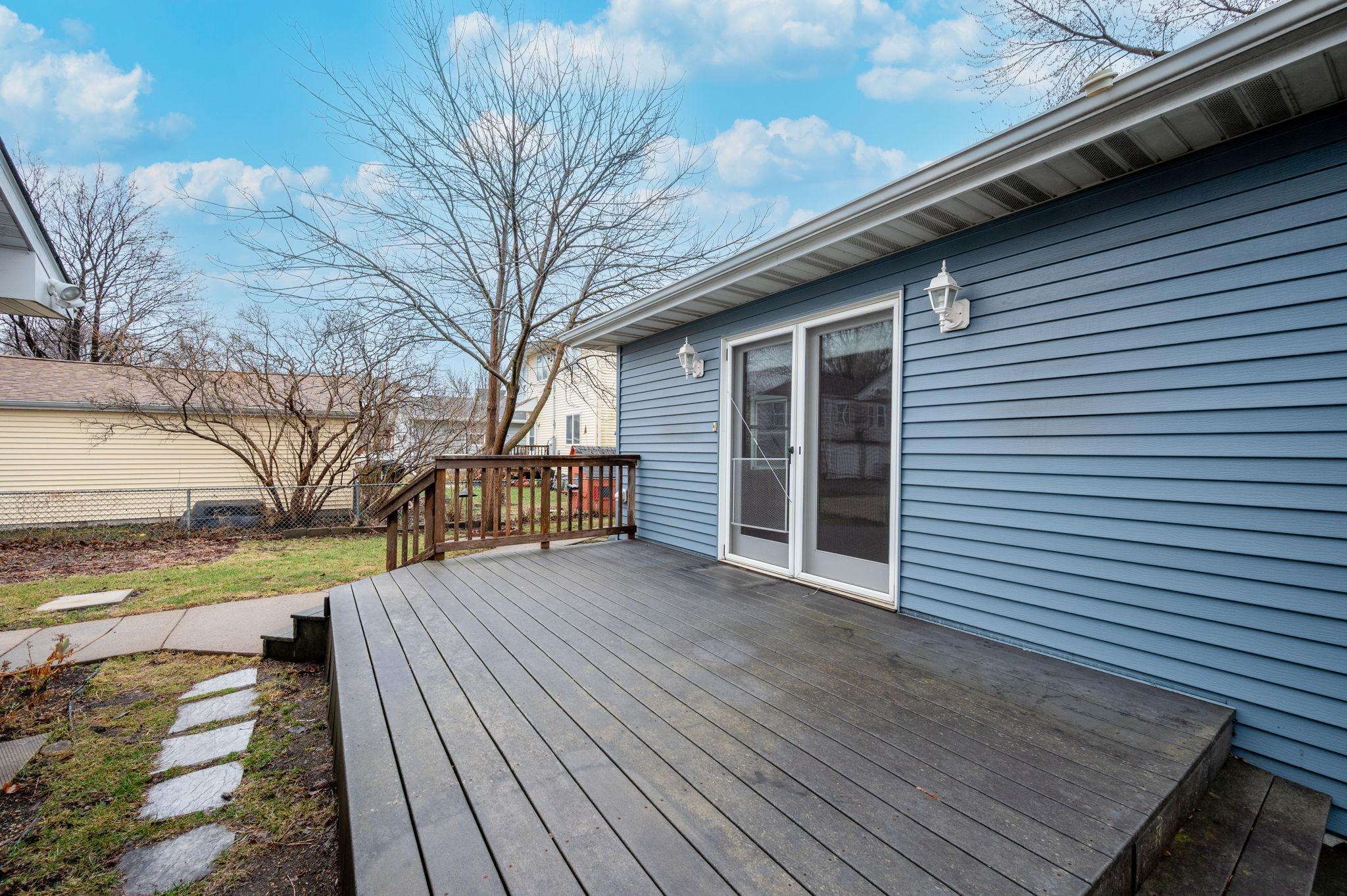 616 Range Street North Mankato, MN 56003 - Photo 5 of 45