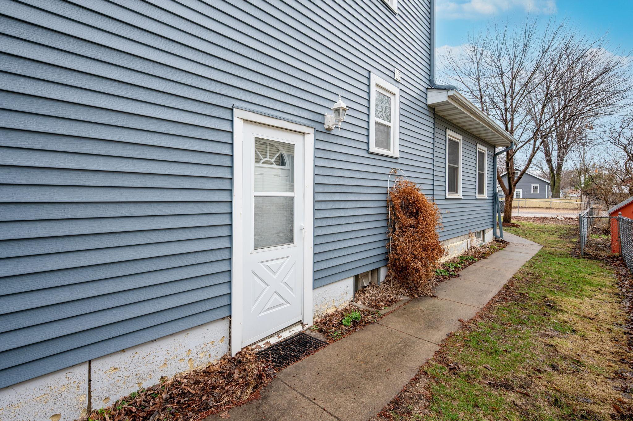 616 Range Street North Mankato, MN 56003 - Photo 7 of 45