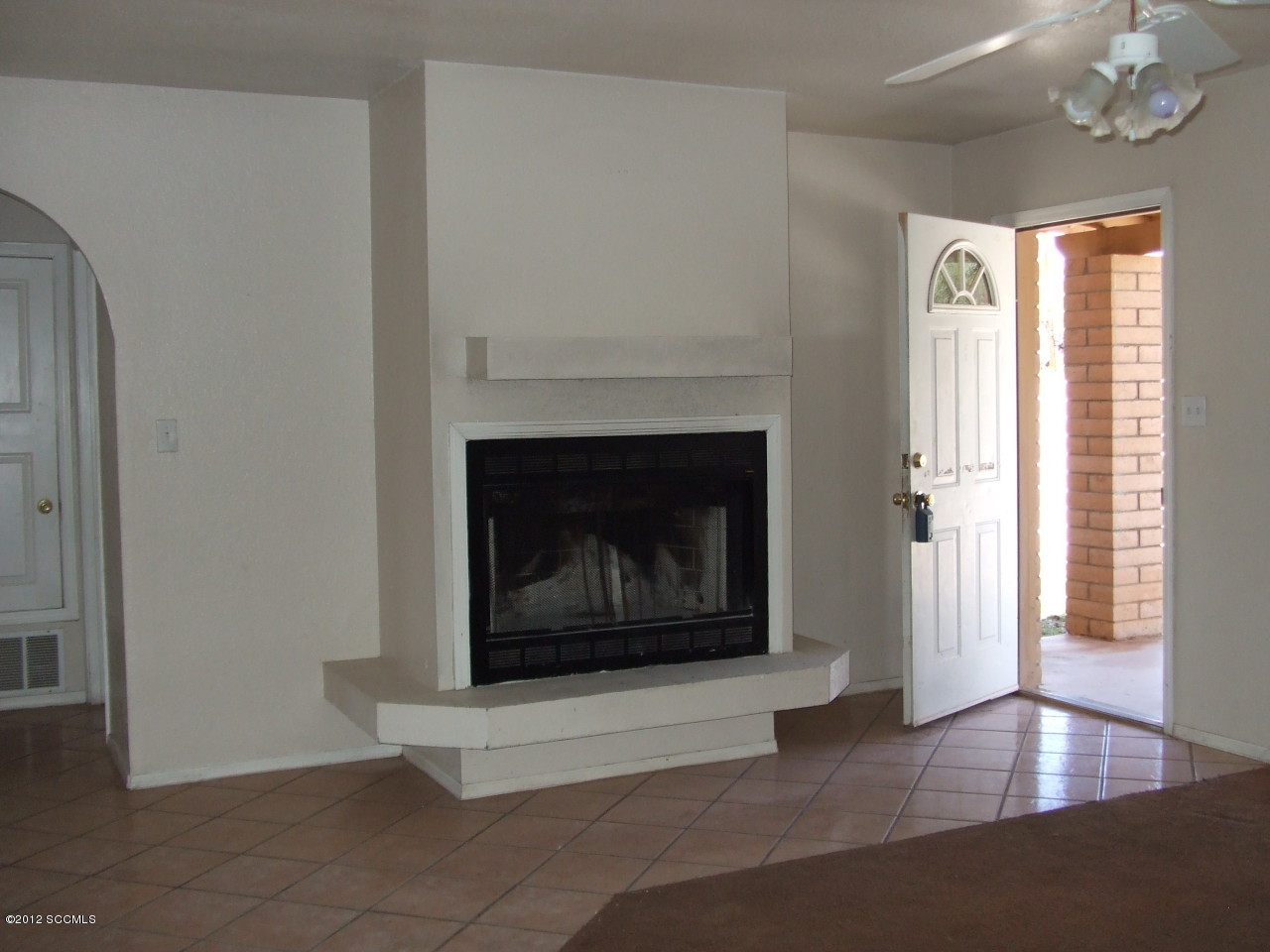 13 Kent Avenue Rio Rico, AZ 85648 - Photo 3 of 15