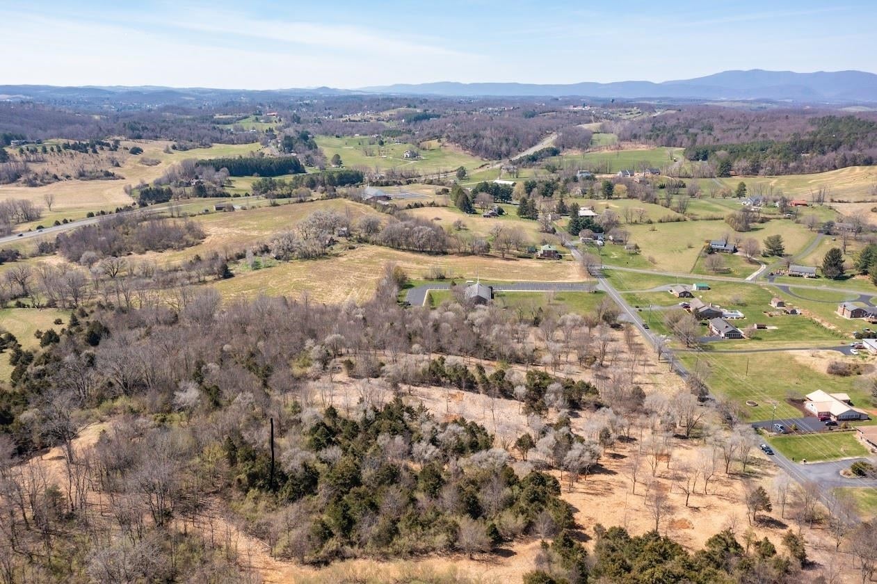9-crown Ridge Berry Farm Road Staunton, VA 24401 - Photo 25 of 27 Gallery Image 25