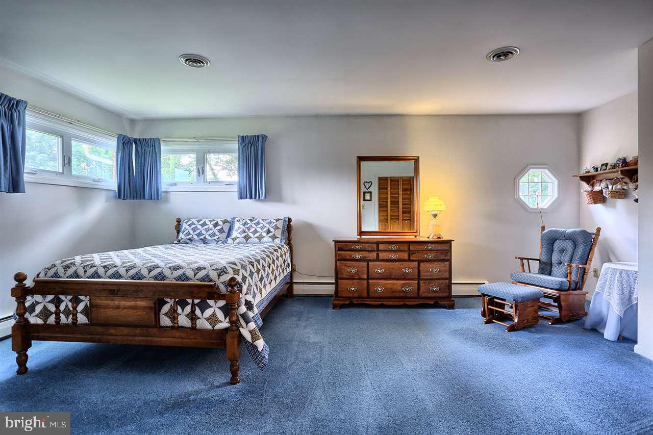 879 Alexander Spring Road Carlisle, PA 17015 - Photo 13 of 25 Gallery Image 13
