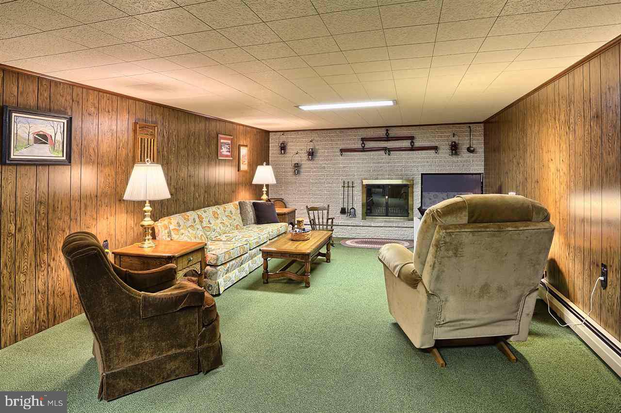 879 Alexander Spring Road Carlisle, PA 17015 - Photo 17 of 25 Gallery Image 17