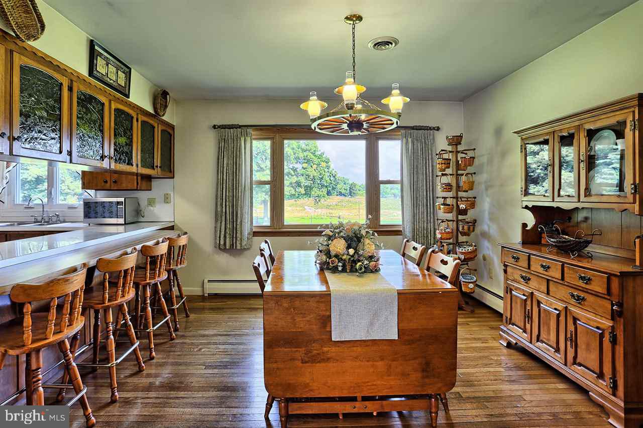 879 Alexander Spring Road Carlisle, PA 17015 - Photo 5 of 25 Gallery Image 5