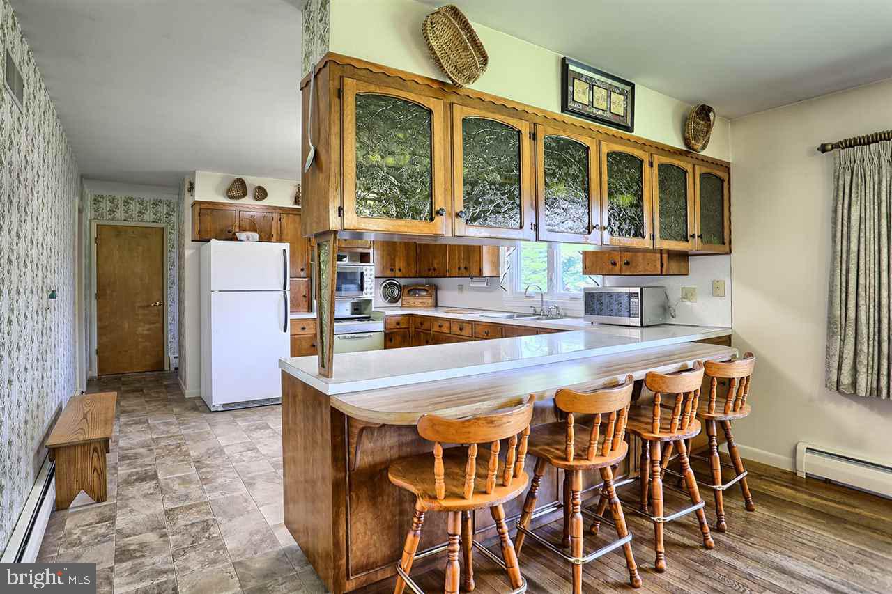 879 Alexander Spring Road Carlisle, PA 17015 - Photo 6 of 25 Gallery Image 6