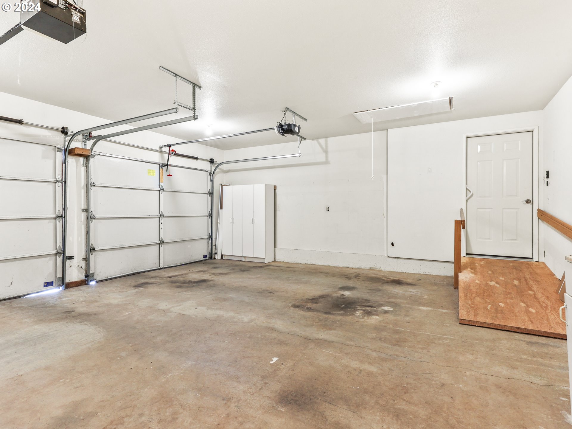15917 Northeast Union Road, Unit 58 Ridgefield, WA 98642 - Photo 32 of 46 Garage