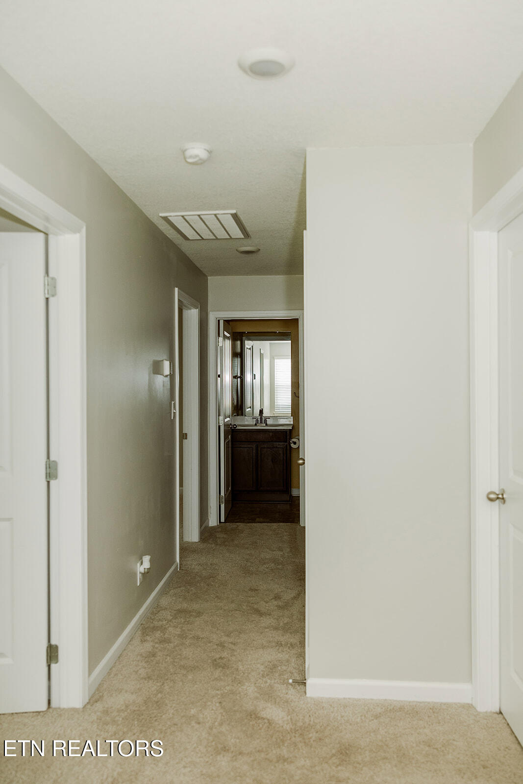 6 Lilac Court Clinton, TN 37716 - Photo 12 of 31 lilac-ct-17