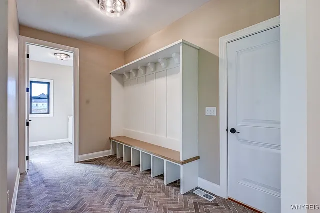 $1,124,900 | 5201 Kandefer's Trail, Buffalo, NY 14221