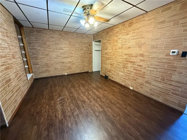 $112,000 | 122 Greydon Avenue, McKees Rocks, PA 15136