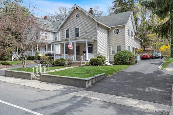 $979,000 | 40 Ocean Avenue, Northport, NY 11768
