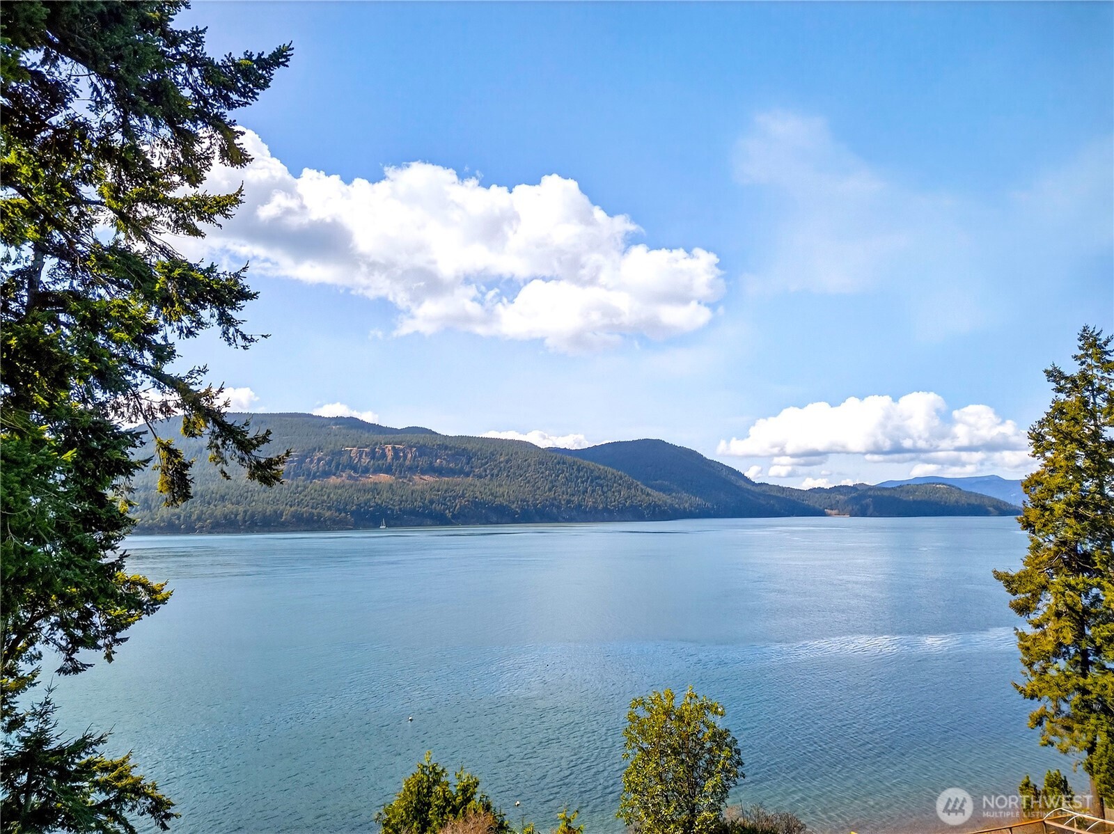 5132 West Shore Road Anacortes, WA 98221 - Photo 31 of 33 Gallery Image 31