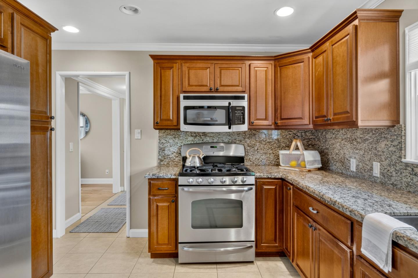 70 Work Avenue Del Rey Oaks, CA 93940 - Photo 6 of 25 Gallery Image 6
