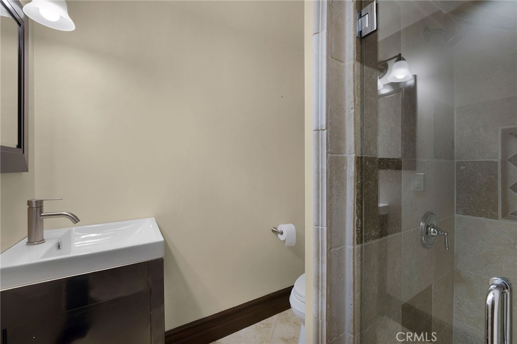 22 Fox Hole Road Ladera Ranch, CA 92694 - Photo 16 of 39 Downstairs Bath off Kitchen/Dining Room