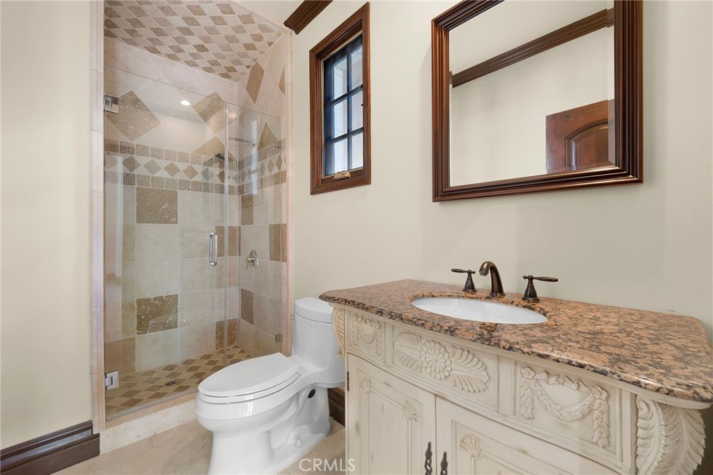 22 Fox Hole Road Ladera Ranch, CA 92694 - Photo 21 of 39 Downstairs Primary Bedroom Bath