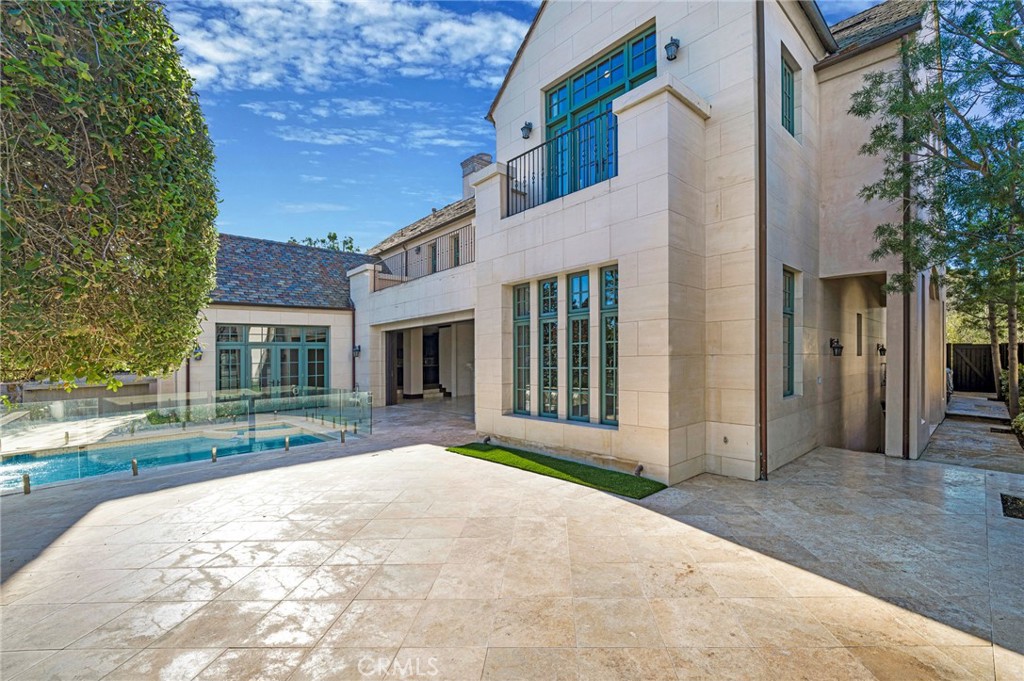 22 Fox Hole Road Ladera Ranch, CA 92694 - Photo 3 of 39 Backyard with Pool and Spillover Spa