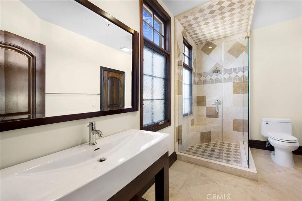 22 Fox Hole Road Ladera Ranch, CA 92694 - Photo 33 of 39 Upstairs Bedroom 2 Bath