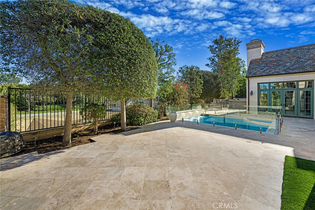 22 Fox Hole Road Ladera Ranch, CA 92694 - Photo 4 of 39 Backyard