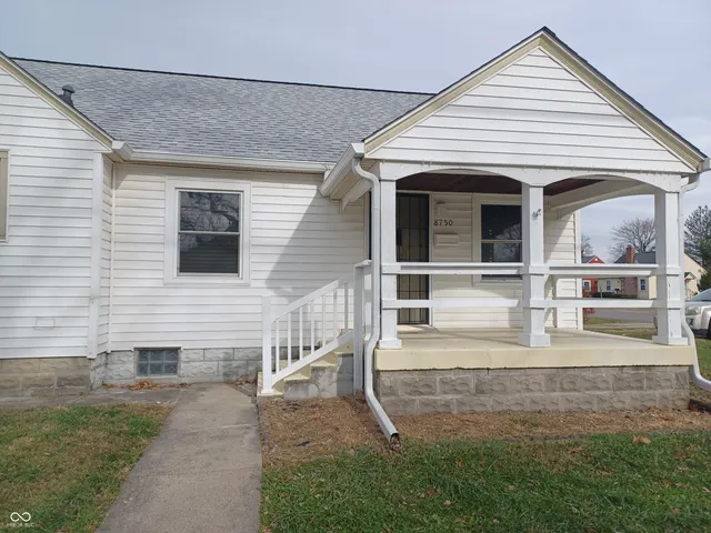 $1,400 | 8750 East New York Street, Indianapolis, IN 46219